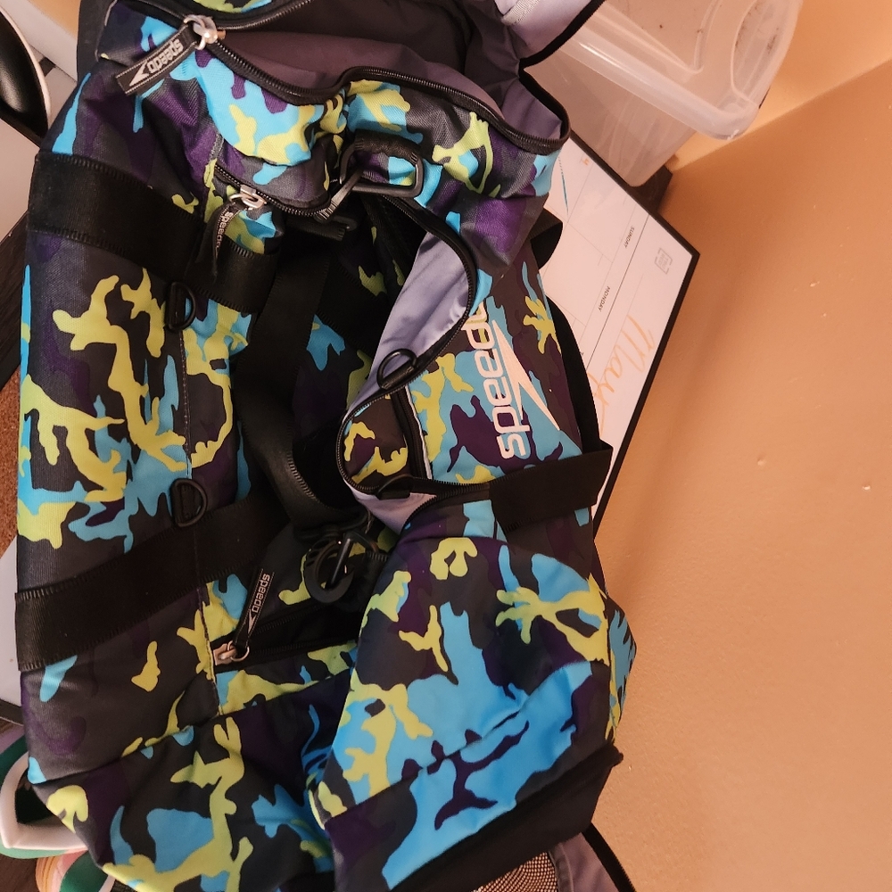 Speedo Teamster 35L Duffel Bag  Blue, Green, and Black Camo - Picture 6 of 7